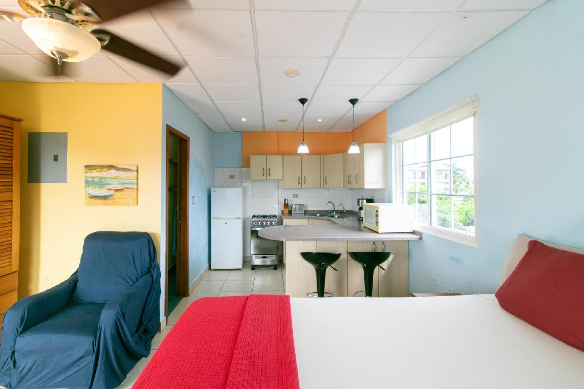 Aqua Point Condos Rentals ボカス・タウン エクステリア 写真